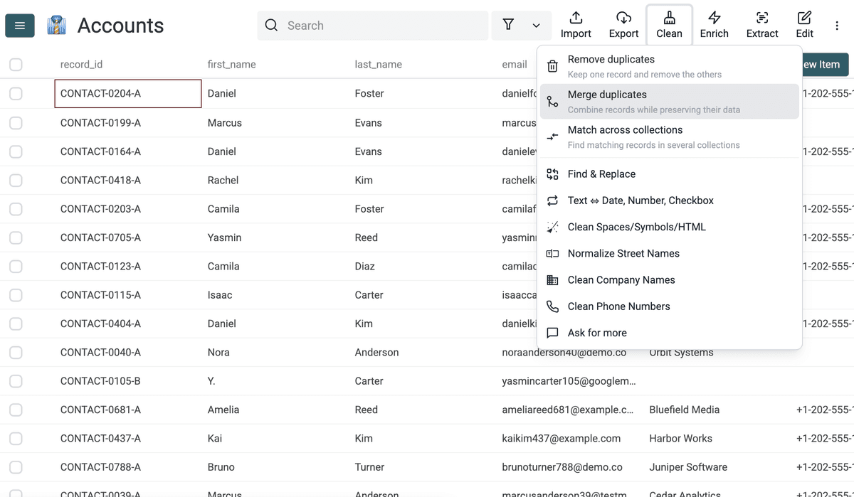 A 1,000-row contact collection with the Clean menu open on Merge duplicates